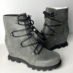 NEW Sorel Joan of Arctic Wedge 3 Lace Up Boots